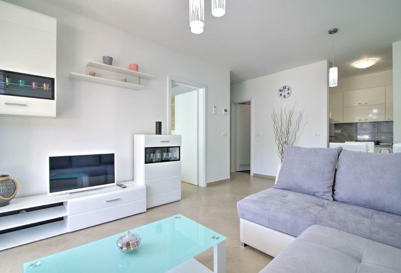 Apartment Waves-Villa Sunce Senj  Εξωτερικό φωτογραφία